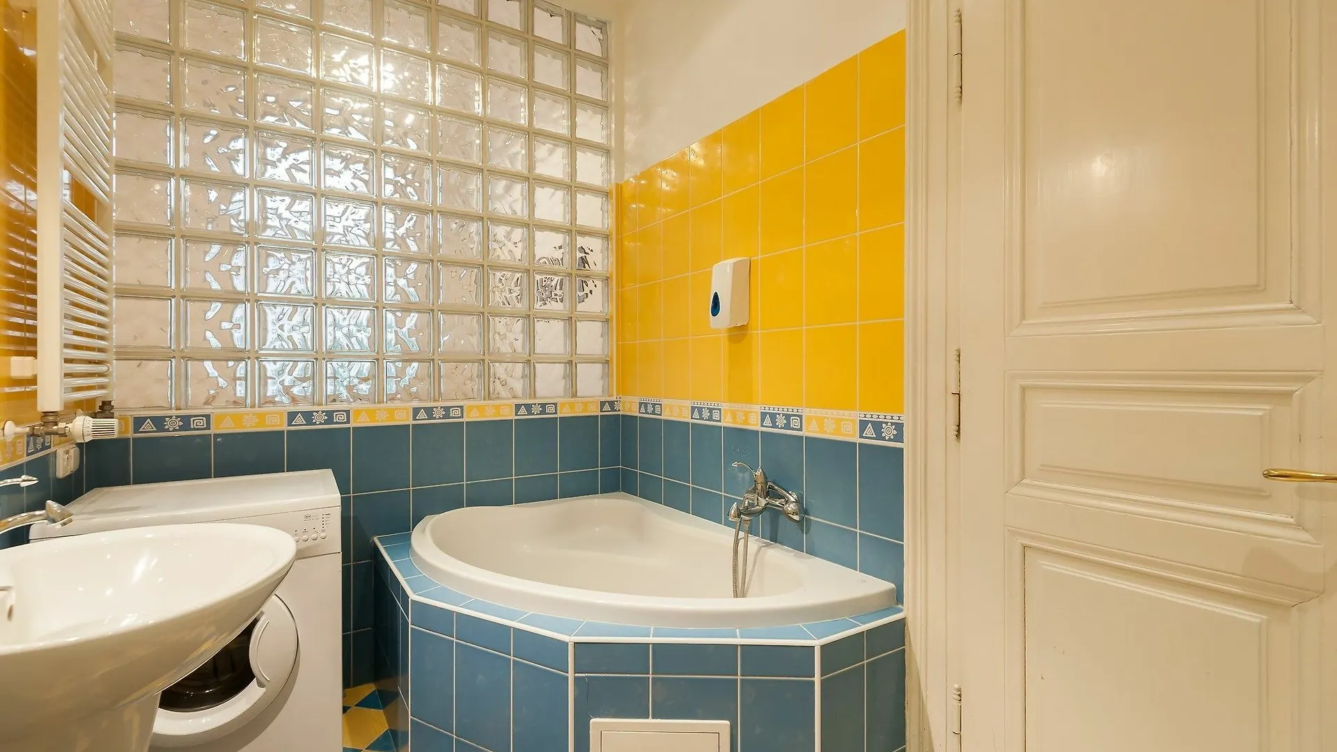Na Smetance Apartments Prag Tjeckien