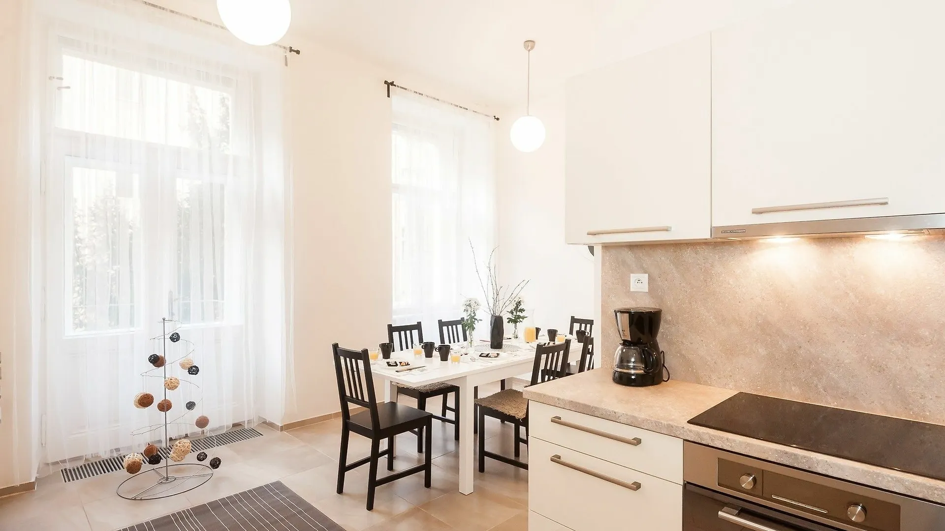 Na Smetance Apartments Prag