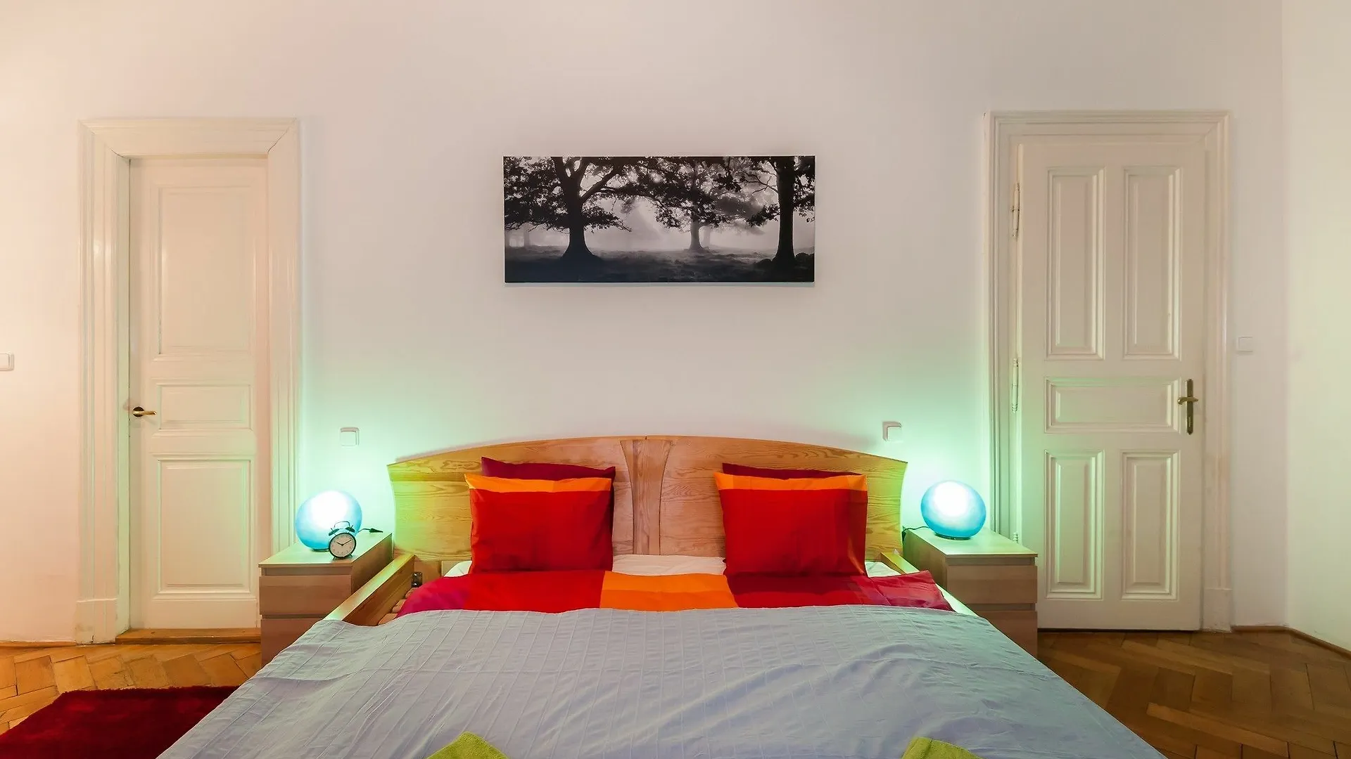 Na Smetance Apartments Prag